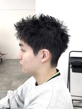 ウィル バイ ブラウン(Vir by Brown) - [x] MEN’S HAIR/サーフカール/刈り上げセンターパート/藤沢