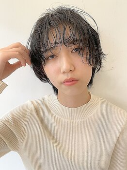 バズ(BUZZ)の写真/初めてのパーマでもパーマまるで上級者に♪顔タイプ診断で似合うパーマデザインをご提案♪ダメージレスに◎