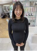 レイヤーカット×オリーブベージュ