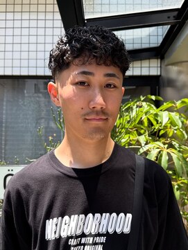 エイゾー(EIZO) クロップパーマクロップアクティブショートウォーリアカット短髪