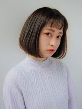 ルティア(Lutia) オン眉 ショートボブ 暗髪 ★★