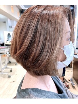 マニス(manis) 明るめ◎ピレンジ大人ミディ美シルエット白髪染め白髪ぼかし