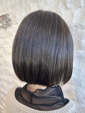 ルシードスタイルレーヴ(LUCIDO STYLE REVE) ぷつんボブ×シアーグレージュ