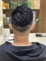 ゼル 一社店(ZELE) バーバー風のフェードスタイル