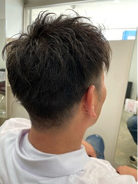 カルマ(KARMA) アップバングツーブロック