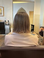 フーチー クーチー アマティー 豊中店(FUCHI KUCHI amati)&nbsp;@fuchi_kuchi.okada［豊中,髪質改善/ミルクティーベージュ］