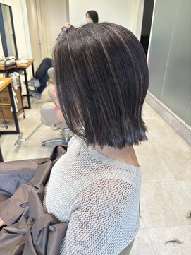 アローム(alom) くびれボブスタイル