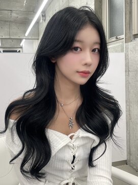 エヌアイ オモテサンドウ(ni omotesando) 韓国くびれ巻き/ブルーブラック/トレンドレイヤーカット 上野