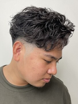 イーラ(era) スパイラルパーマハーフバック