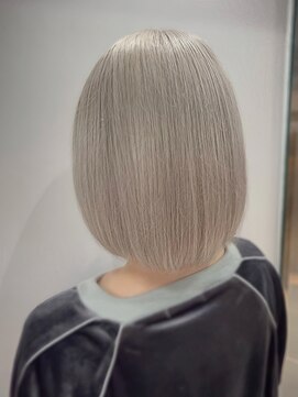 ラピス 渋谷本店(Lapis) ~ホワイトベージュ×ボブ~