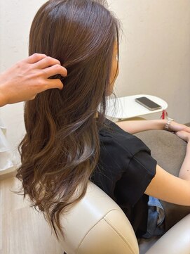 トゥーリ 二日市店(tuuli) 大人可愛いスタイル☆インナーカラー/髪質改善