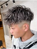 バロックパーマスペインカールホワイトメッシュスキンフェード