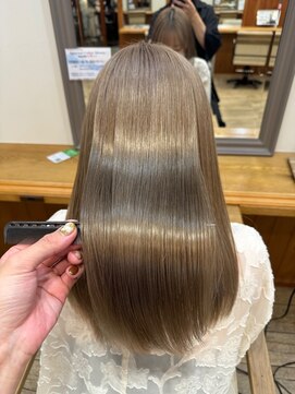 ブリーチ毛に髪質改善トリートメント