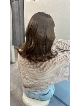 スラッシュアイボリー 姫路駅西店(SLASHivory) 髪質改善／オーガニックカラー／艶髪