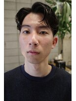 ウェウェ(wewe)&nbsp;メンズ　カルマパーマ　ニュアンスセンターパート