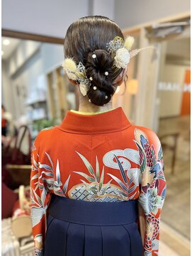 オーセンヘア(AUTHEN.HAIR) (mutsumi.)卒業式ヘアセット*タイトねじりカチモリ
