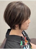 白髪ぼかしハイライト くびれショート 丸みショート