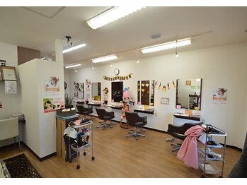 エミュプラスカラー 細谷店の写真/白髪染め専門店でリーズナブルでケア重視の施術を!毎月通いキレイをサポートします☆