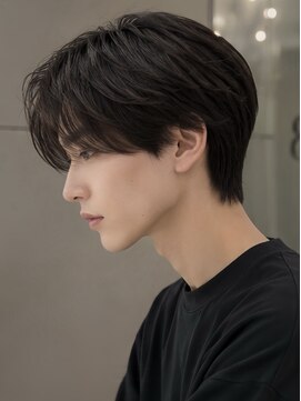 ベル 新宿(Belle) センターパート カルマパーマ 毛流れヘア 韓国ヘア 新宿