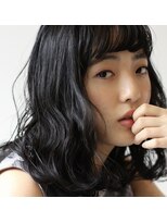 マル(MARU)&nbsp;黒髪とパーマ