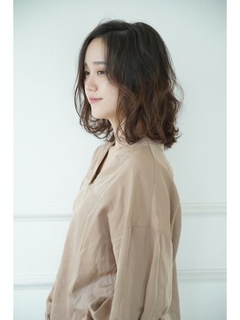 ナオシ トレス 富雄店(nao*c tres) 【nao*c富雄店】お手入れ簡単ニュアンスミディアムパーマ☆