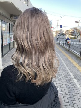 アンジェリカ 尼崎店(ANGELICA) アッシュベージュ