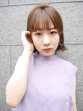 シュシュ(shushu) 耳掛けショートボブ/ピンクベージュ【有海一生】髪質改善/前髪