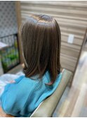 アッシュベージュ