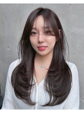 コア 梅田(Core) 髪質改善 艶髪 愛され 韓国風 前髪カット 小顔　梅田