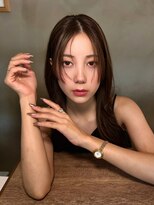 メゾンドムニ 恵比寿(Maison de MUNi)&nbsp;セミディシアーカラーオリーブベージュ２０代３０代４０代小顔