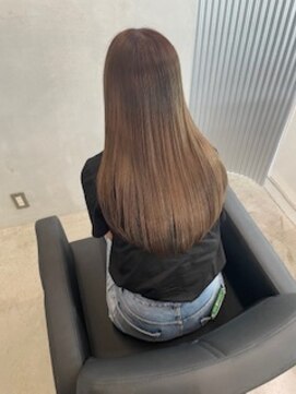 キング 高槻(K!ng) 縮毛矯正髪質改善ハイライトレイヤーカット高槻美容室エクステ