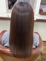 ファミーユ(famille)&nbsp;〈famille〉美髪矯正+ダメージ補修