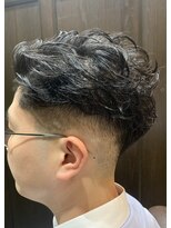 ミリオンバックス 御徒町店(Million Backs)&nbsp;リバースパーマ<理容室>[メンズ/眉毛/バーバー/御徒町]