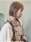 ハイトーンベージュ×ミニボブ