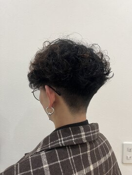 ヘアメイクヒール オシャレ感アップ！プードルパーマ