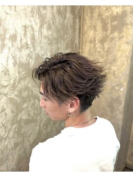 コワファースト長崎シャンプーボーイ 2nd(COIFF1RST 長崎 SHAMPOO BOY) メンズカットフェザーショート
