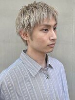 パークレーン アイス イヴェン アネックス(PARK LANE ICI yeven.anx)&nbsp;春の大人ブリーチ◎センターパートで清潔感ハイトーン