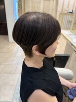 アッシュ 千歳烏山店(Ash)&nbsp;50代乾かすだけで簡単にまとまるくせ毛カバーヘア丸みショート