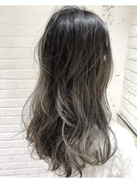 エイト 福岡天神店(EIGHT fukuoka)&nbsp;【EIGHT福岡】nabe_ハイライトバレイヤージュ×ホワイトシルバー