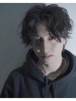 シン(syn)&nbsp;前髪長めマッシュ センターパート