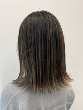 イース バイ アンブルリュクス 北千住(Ease by amble luxe) バレイヤージュ