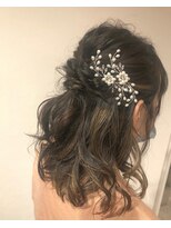 20代・30代・40代似合う小顔ヘアアレンジ♪二次会ブライダル花嫁