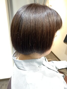 ウィーズヘアー(Weed's Hair) 艶ショートボブ