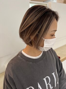 フラワーズペタルバイスミカ(Flowers petal by sumika) ショートバレイヤージュ