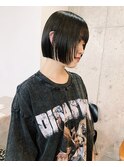 切りっぱなしボブ　顎ラインボブ　黒髪ストレートボブ