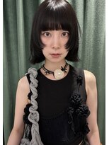 ヘン(hen)&nbsp;黒髪ボブウルフ