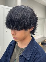 フィフス 名駅(fifth)&nbsp;無造作な質感のツイストスパイラルパーマ×マッシュウルフ