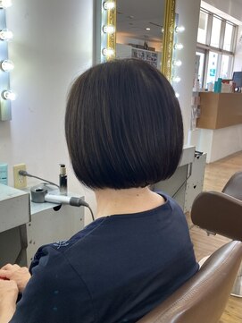 コワファースト 別府 黒髪ナチュラルボブ