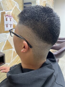 ビューティークラブジェイ アルパーク前店(Beauty club.J) スキンフェード