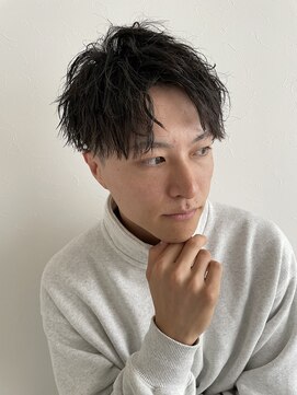 レム 泉中央店(L.E.M) アップバングツイストショート